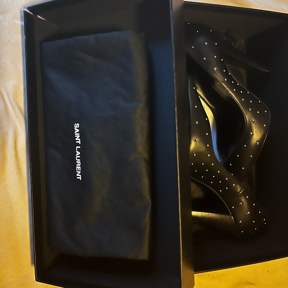 Saint Laurent Black Studded Heels
* worn once* In great condition